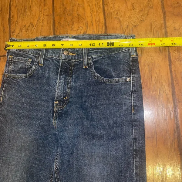 Levi’s signature bootcut denim blue jeans pants woman’s size 29 EUC - Image 5