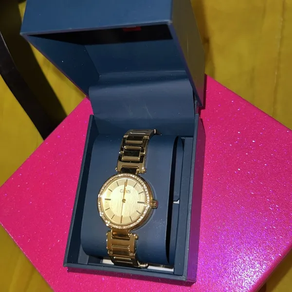 Gold Tone w Crystals Watch - Image 4