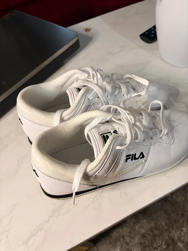 Fila Women's White Fashion Sneakers - Image 2