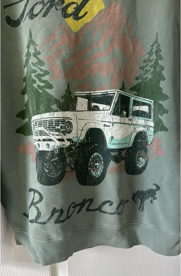 Vintage Ford Bronco Crew Green - Image 2