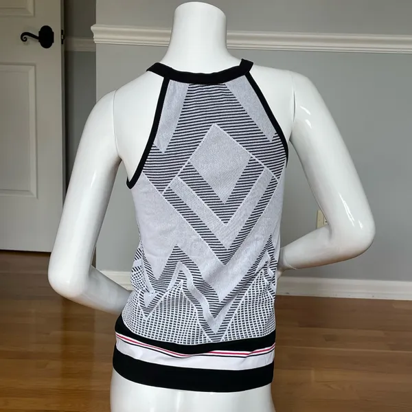 Athleta Tank Top Women S Black White Geometric Mesh Athletic Sleeveless Stretch - Image 3