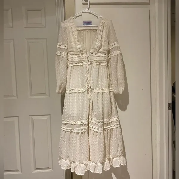 Urban outfitters kimchi blue White Long Sleeve button up fairy Dress,size S - Image 5