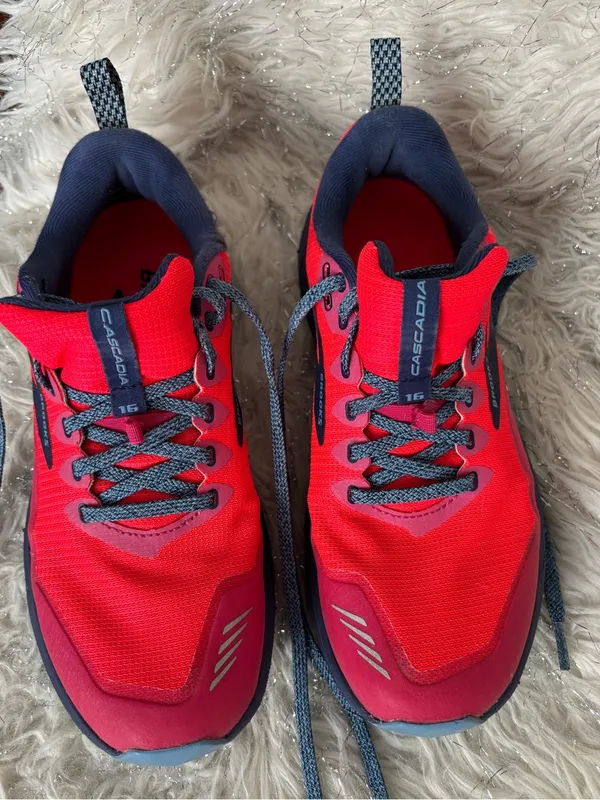 Brooks Cascadia 16 Women’s Red And Navy Running Shoes Size 8USA - Image 11