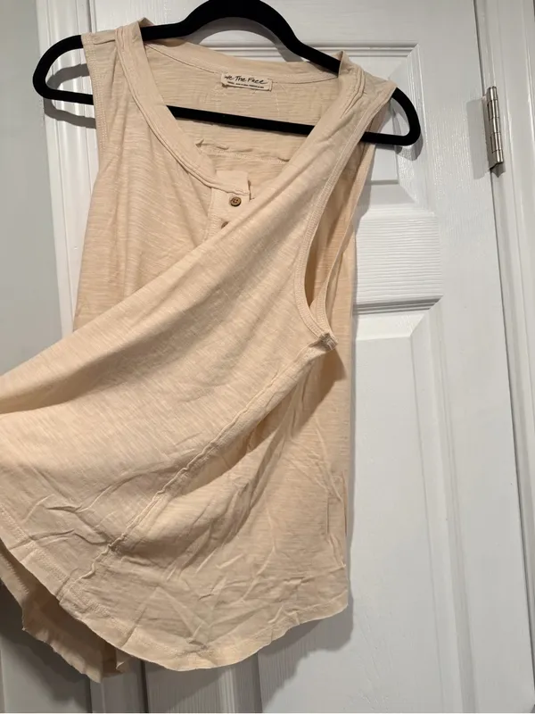 NWT Free People We The Free Size S Sleeveless Henley Tank Top Cream Raw Hem Boho - Image 8