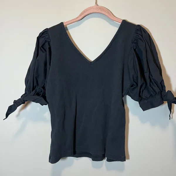 Maeve Anthropologie Black Ribbed Puff Sleeve V-Neck Tie Cuff Top Small Petite - Image 8