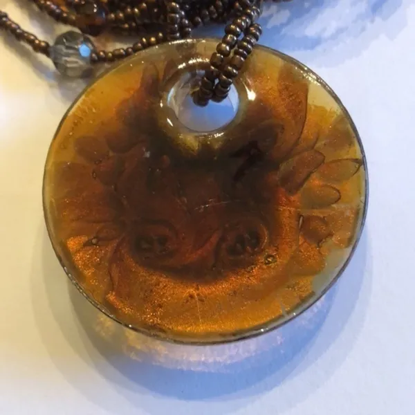 Vintage Multi Strand Brown Seed Bead Necklace With Brown & Gold Glass Pendant - Image 5