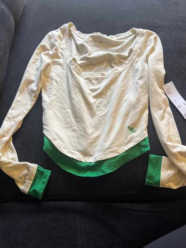 Urban Outfitters Cream Scoop Neck Top with Green Trim - Image 2
