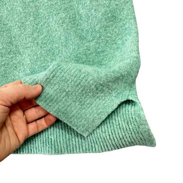 J. Crew Mint Green Wool Blend Extra-Soft Crewneck Sweater Minimalist Size Medium - Image 5