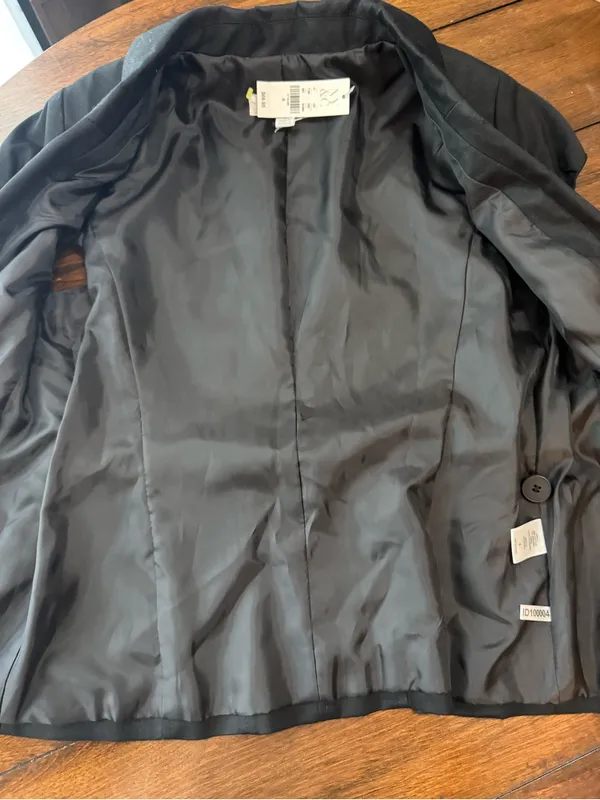 NWT Women’s Size 6 New York & Company Black Stretch Blazer - Image 4
