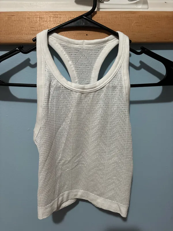 Cropped Swiftly Lululemon Racerback Tank - Image 2
