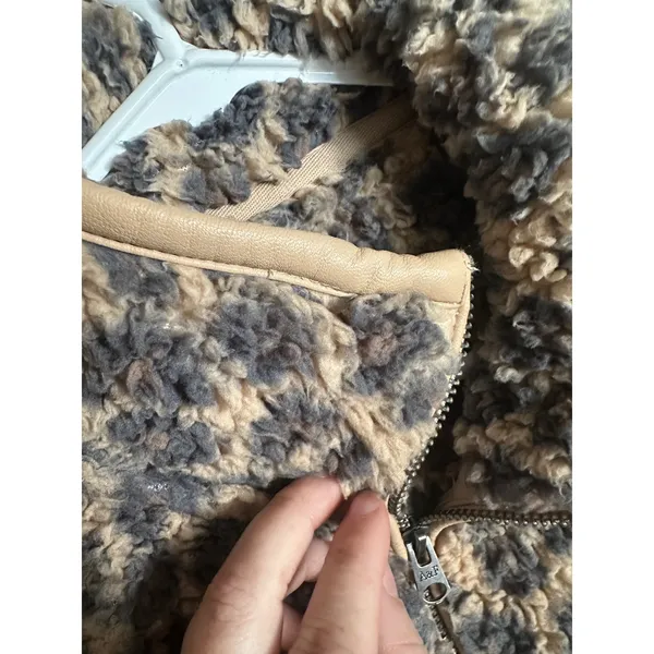 Abercrombie & Fitch Leopard Sherpa Fleece Quarter Zip Pullover Jacket Tan Grey L - Image 6