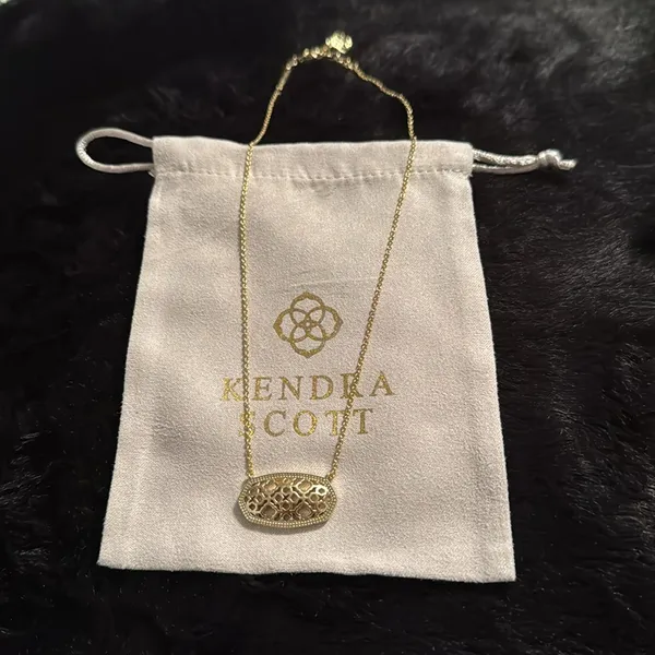 Kendra Scott Dollie Pendant Necklace, 14k Goldtone, NWT, $75 - Image 5
