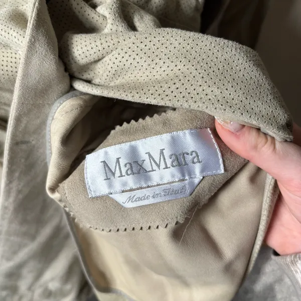 MaxMara Light Beige Trench Coat - Image 3