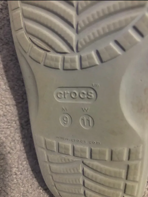 Crocs Women's Slide Sandals in Light Gray with Pink & Purple Print Size 11 - Image 5