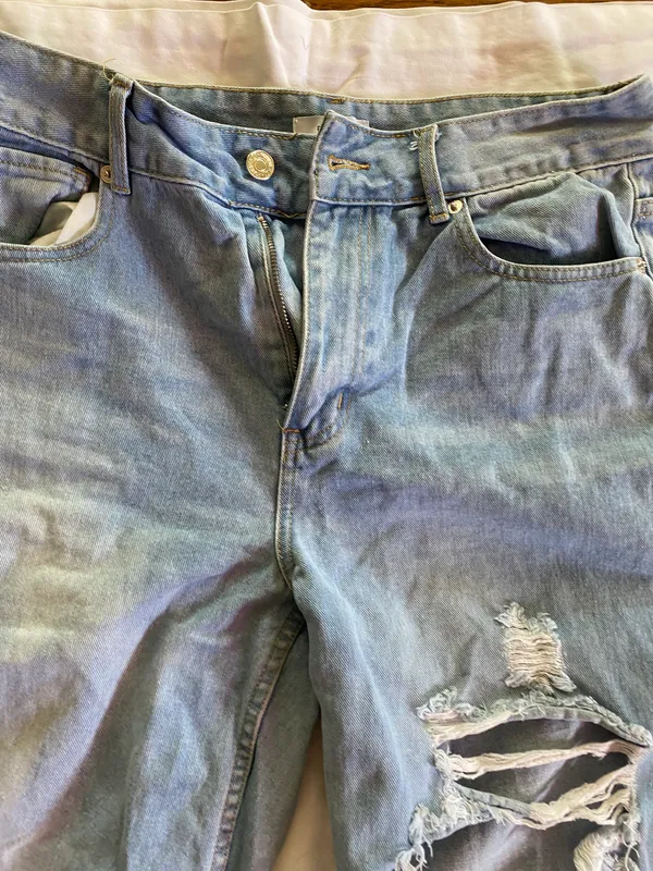 Forever 21 Ripped Jeans - Image 3