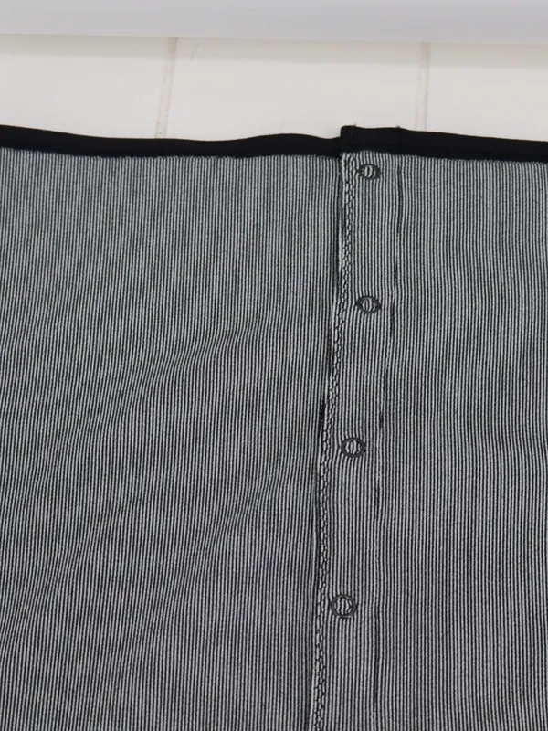 lululemon Vinyasa Scarf Wrap Black Gray Striped Snap Infinity Athleisure OS - Image 4