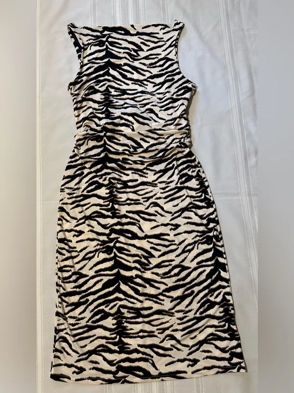 H&M Midi Dress Zebra Print Size L Women’s Black and Cream NWT - Image 6