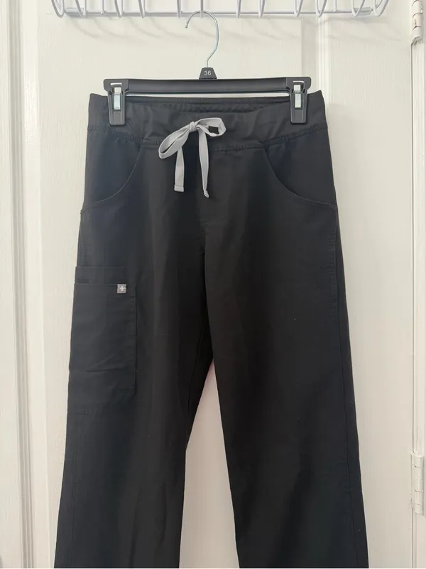 Figs Kade Cargo Black Scrub Trousers (Size XS/T) - Image 8