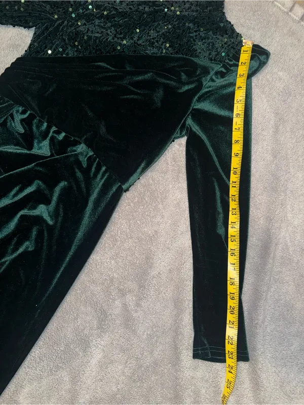 FAERIESTY Emerald Green Velvet Evening Gown Maxi Dress size small - Image 2