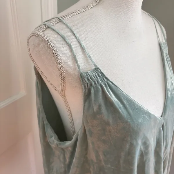 Aerie Mint Green Crushed Velvet Tank with Ruffle Hem Size Medium Fairy Cottage - Image 2