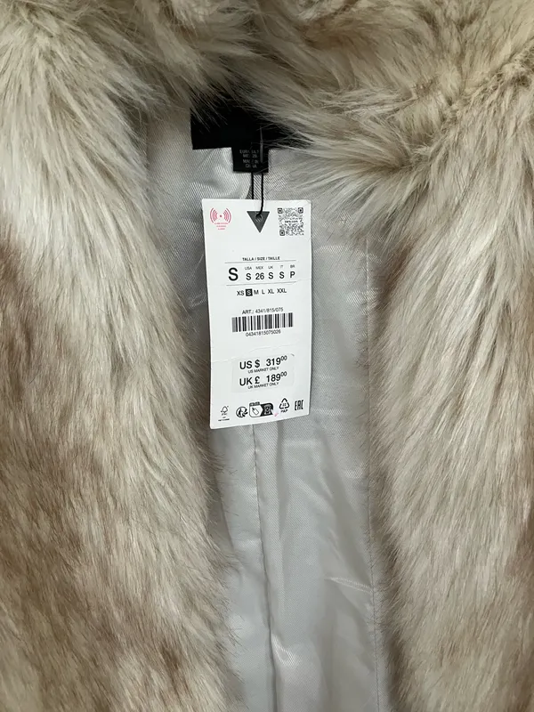 Zara Faux Fur Cost with padded shoulders - Image 5