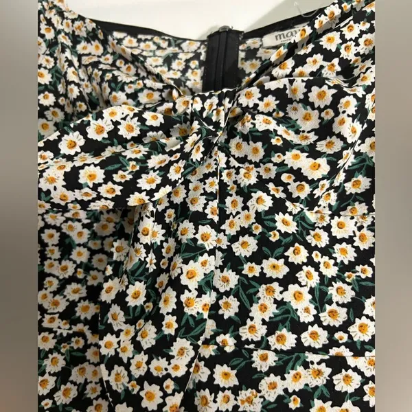 May Floral Dresss Size small Sun dress - Image 3