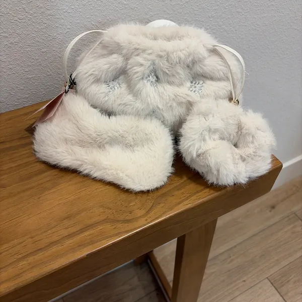 Victoria's Secret plush bag 3 peace - Image 3