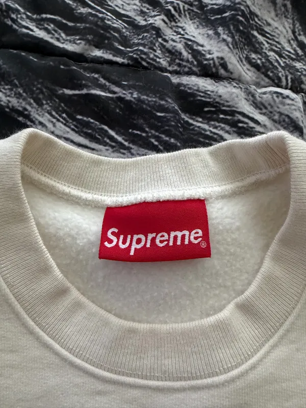 Supreme Hoodie - Image 4