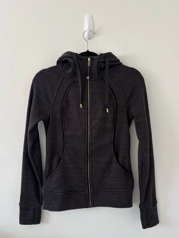 Lululemon Plush Full Zip‎ Scuba Hoodie Size 2 - Image 2