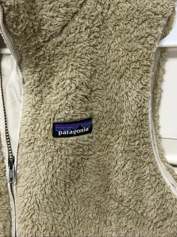 Patagonia Women’s Sherpa Vest - Image 2