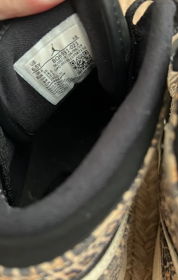 Jordan 1 Mid SE Leopard - Image 7