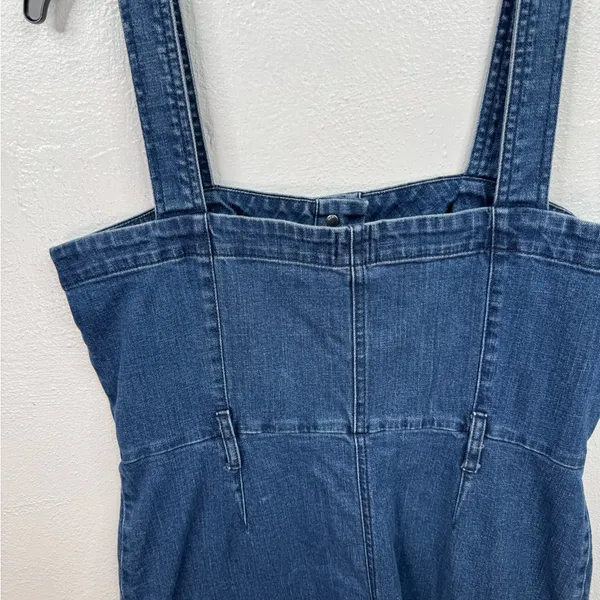 GAP Denim Overall Dress Womens Size L Medium Wash Blue Sleeveless Pockets - Image 6