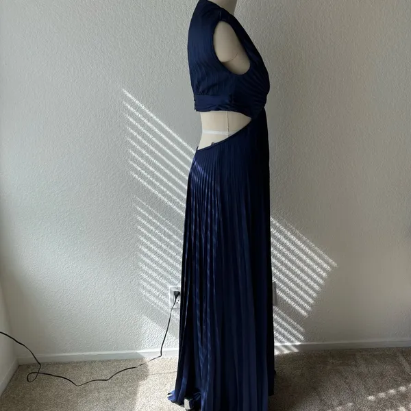 ALC Frank NWOT pleated dress - Image 8
