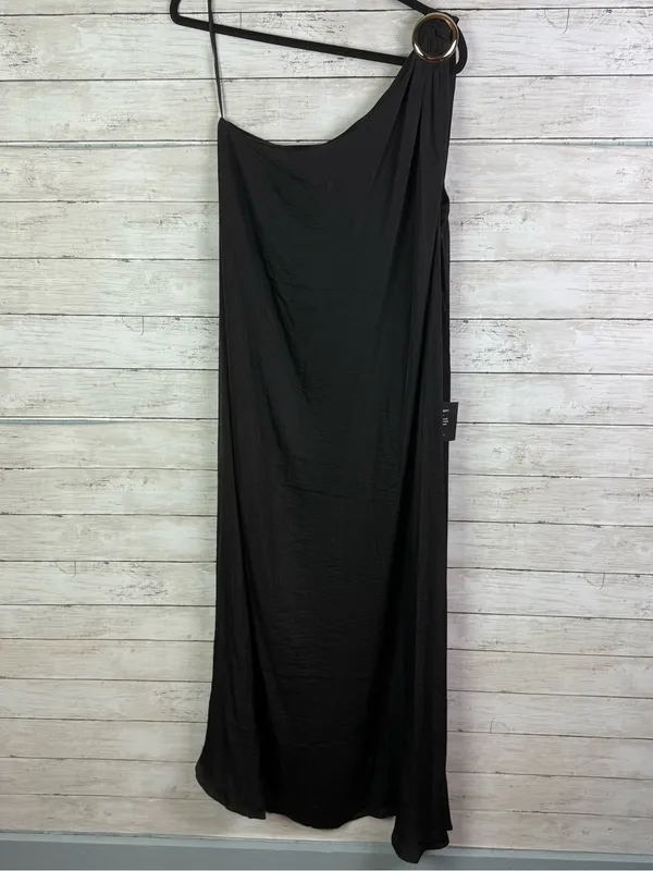 Lulu's Black One-Shoulder Maxi Skirt with High Side Slit Size Large - Image 3
