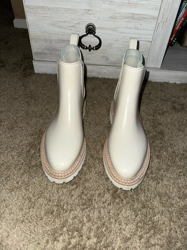 DV by Dolce Vita Stormy Rain Boot - Image 5