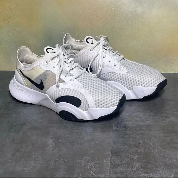 Nike Superrep Go Women's White Training Shoes Size 7.5 - Image 2