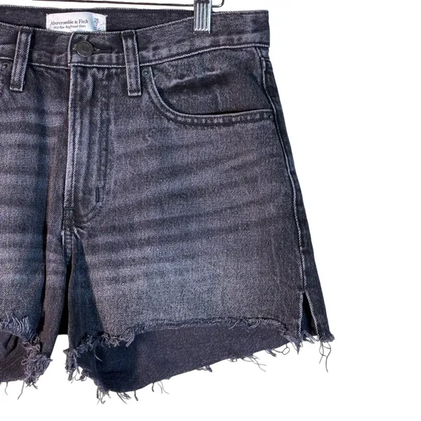 Abercrombie & Fitch Mid Rise Boyfriend Shorts Faded Black Denim Cutoff Size 2 - Image 3