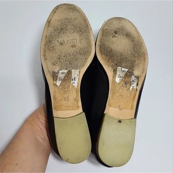 Vaneli Black Leather Round Toe‎ Ballet Flats Clear Lucite Block Heel Size 6.5 - Image 8