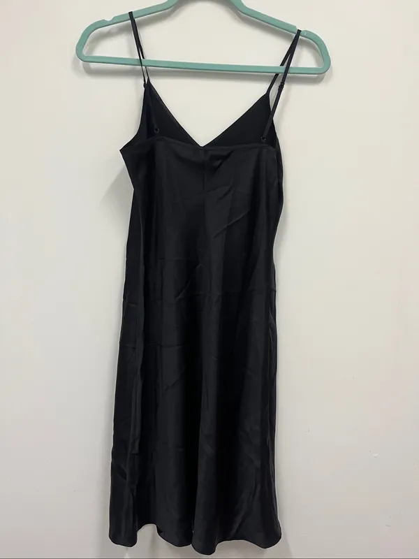 NWOT black Quince Washable silk slip size Small - Image 3