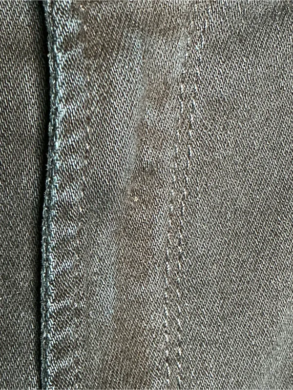 Mother Mid Rise Dazzler Ankle Fray jeans Holding Hands 32 - Image 4