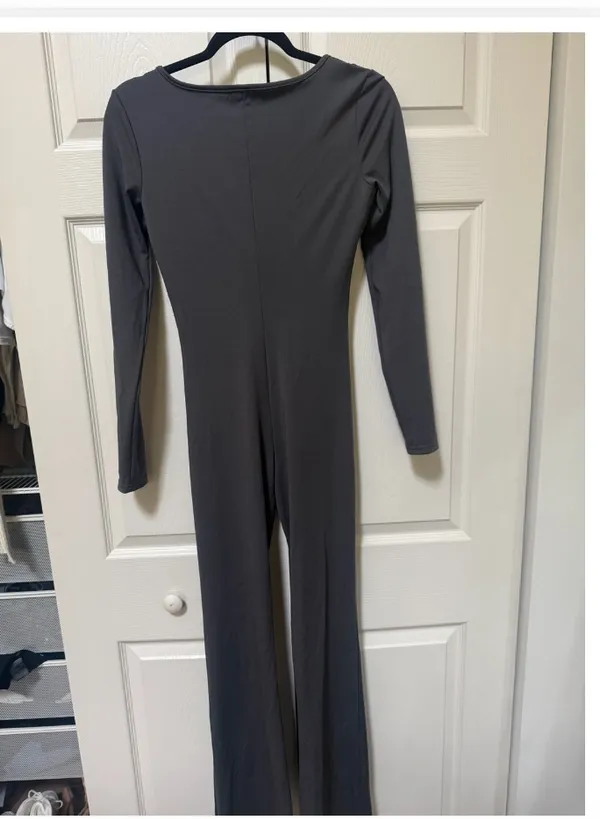 SHEIN Charcoal Grey Square Neck Long Sleeve Wide Leg Jumpsuit - Image 4