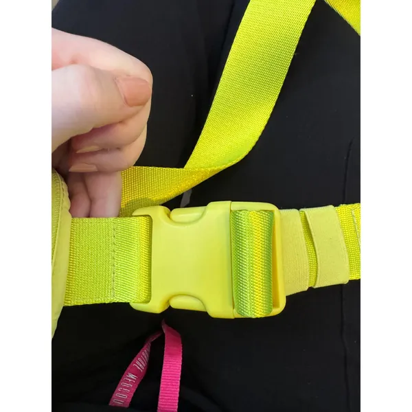 Lululemon Everywhere Belt Bag Neon Yellow 1L Waist Pack Fanny Pack - Image 4