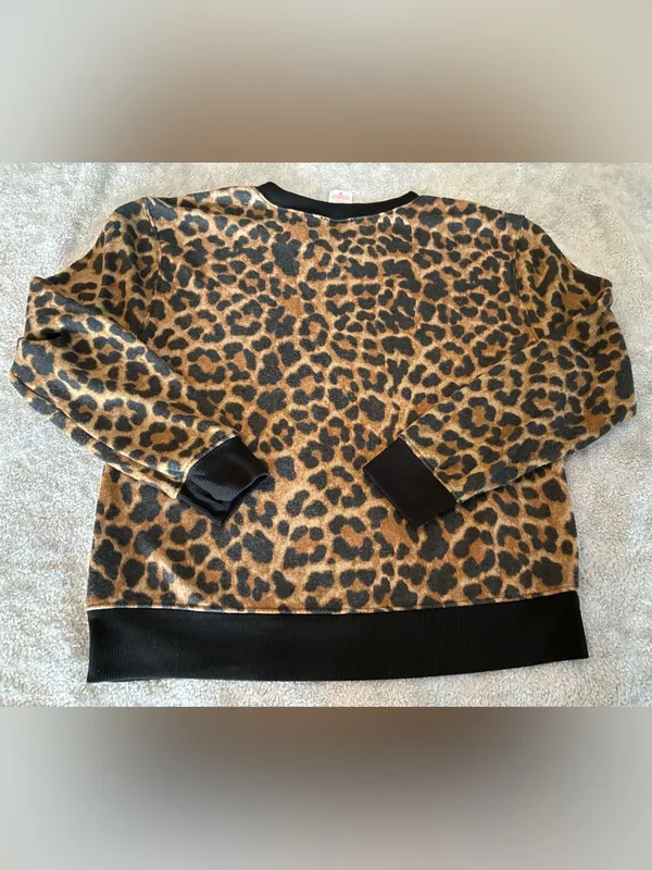 Women's No Boundaries Leopard Print Long Sleeve Sweatshirt - Brown/Black Size M - Image 3