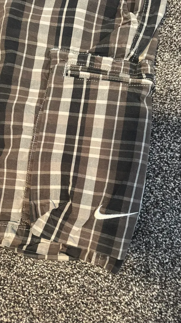 Vintage Nike mens shorts - Image 4
