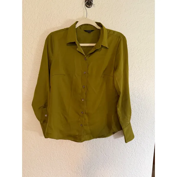 Banana Republic Silky Classic Blouse Dark Palm Green S Womens Long Sleeve Button - Image 9