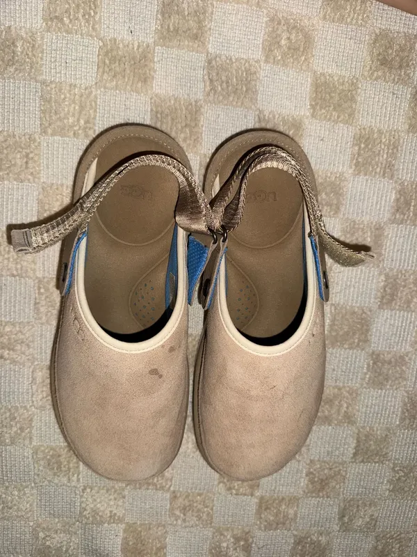 UGG Men’s Goldencoast Clogs - Image 2