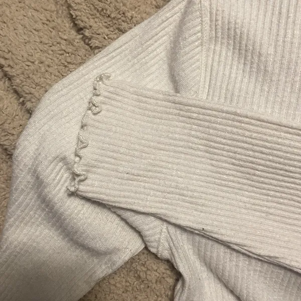 Abercrombie turtleneck - Image 3