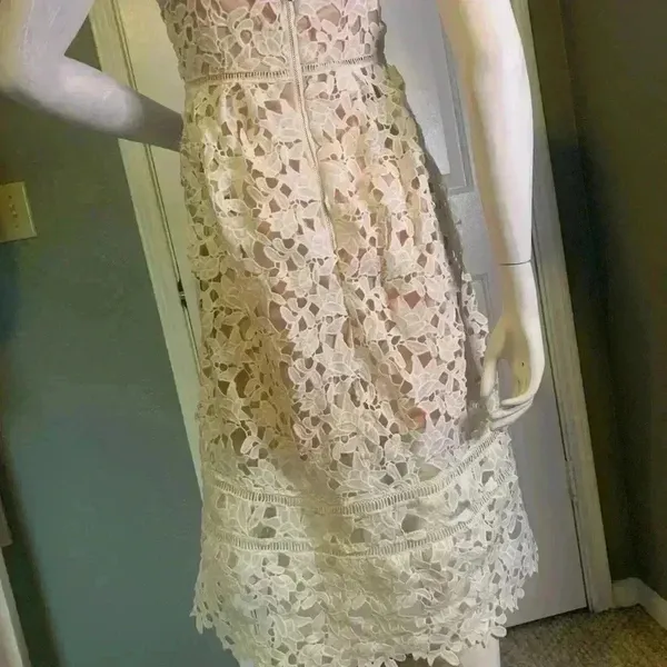 Unbranded Self-Portrait Lace Midi Dress White Size Small. - Image 11