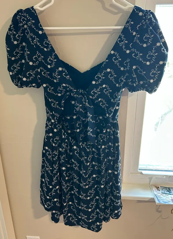 Francesca’s navy blue floral mini dress - Image 2