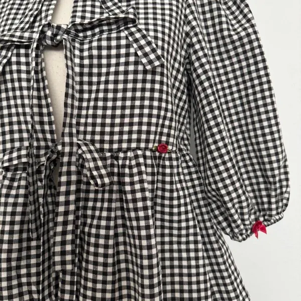 Boutique black & white gingham bow tie up blouse with mini red bows & red rosebuds - Image 7